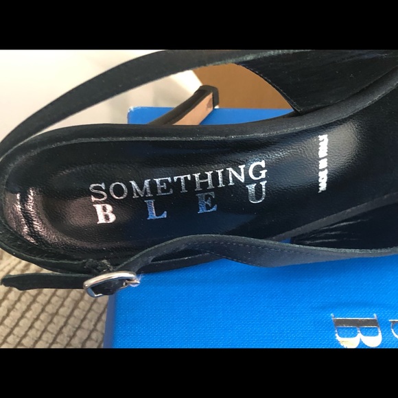 Something Bleu Sling Back Heels - Picture 3 of 8
